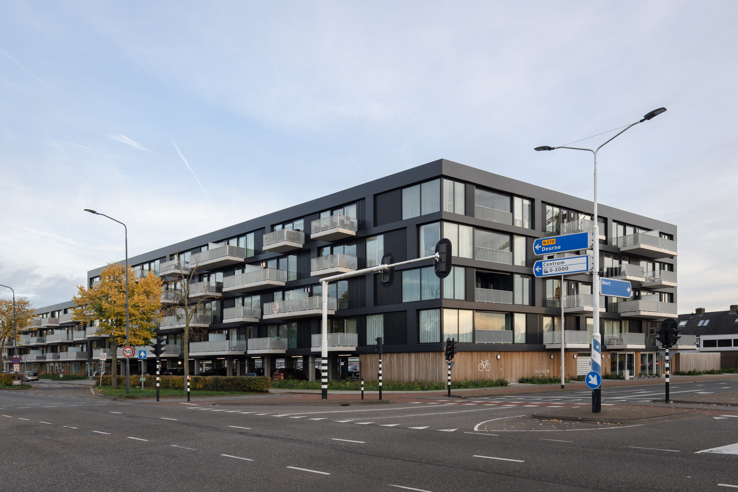 02W-Mitchell-van-Eijk_Europaweg-99_101-Helmond_2025-2