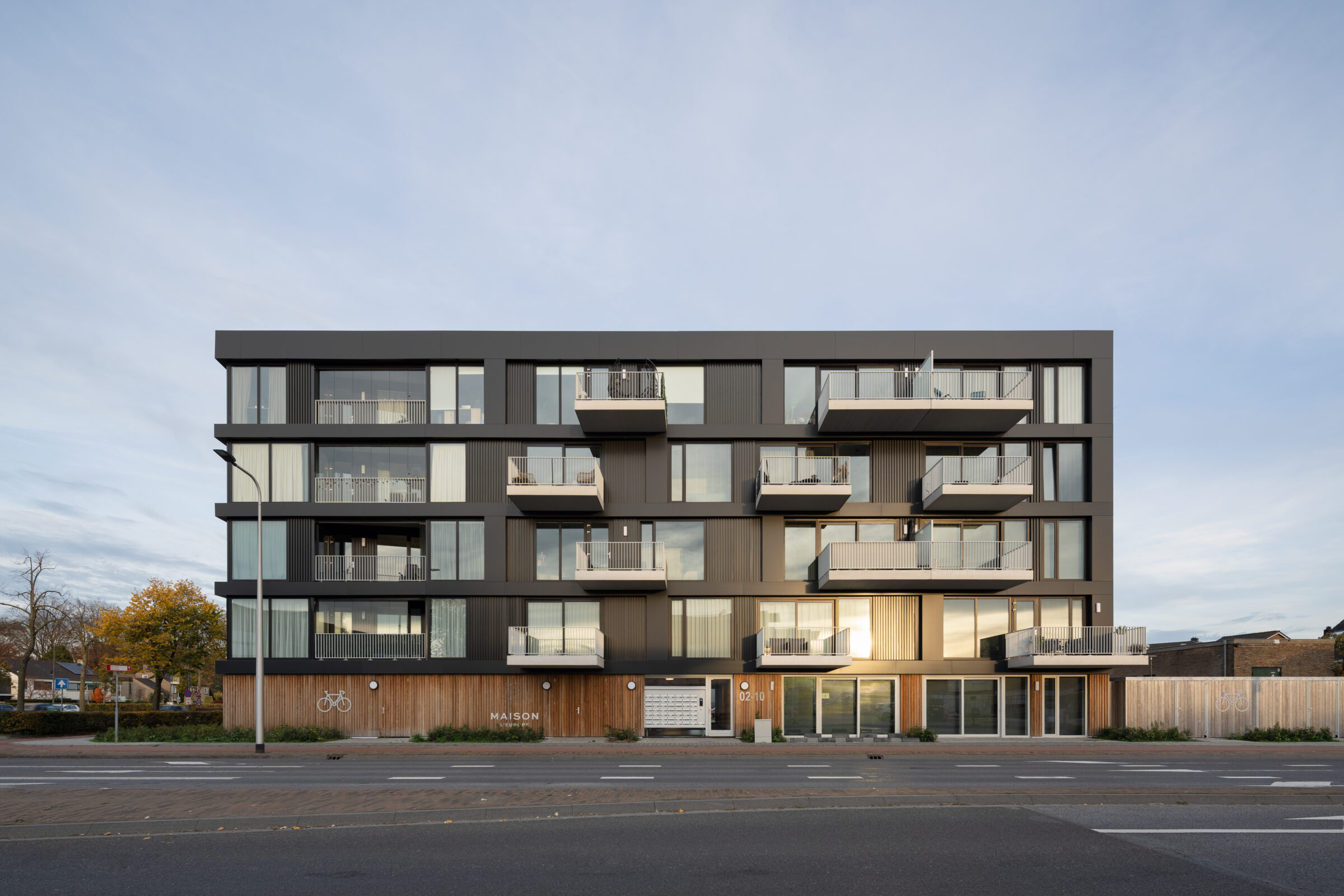 03W-Mitchell-van-Eijk_Europaweg-99_101-Helmond_2025-3