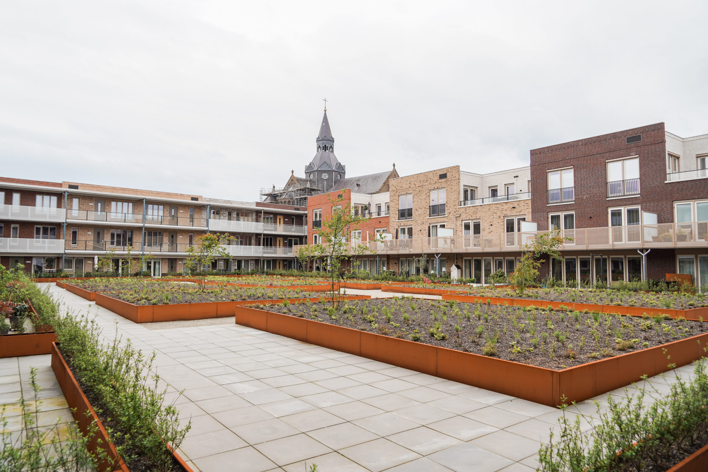 Marktveldplein Vught DSC09439