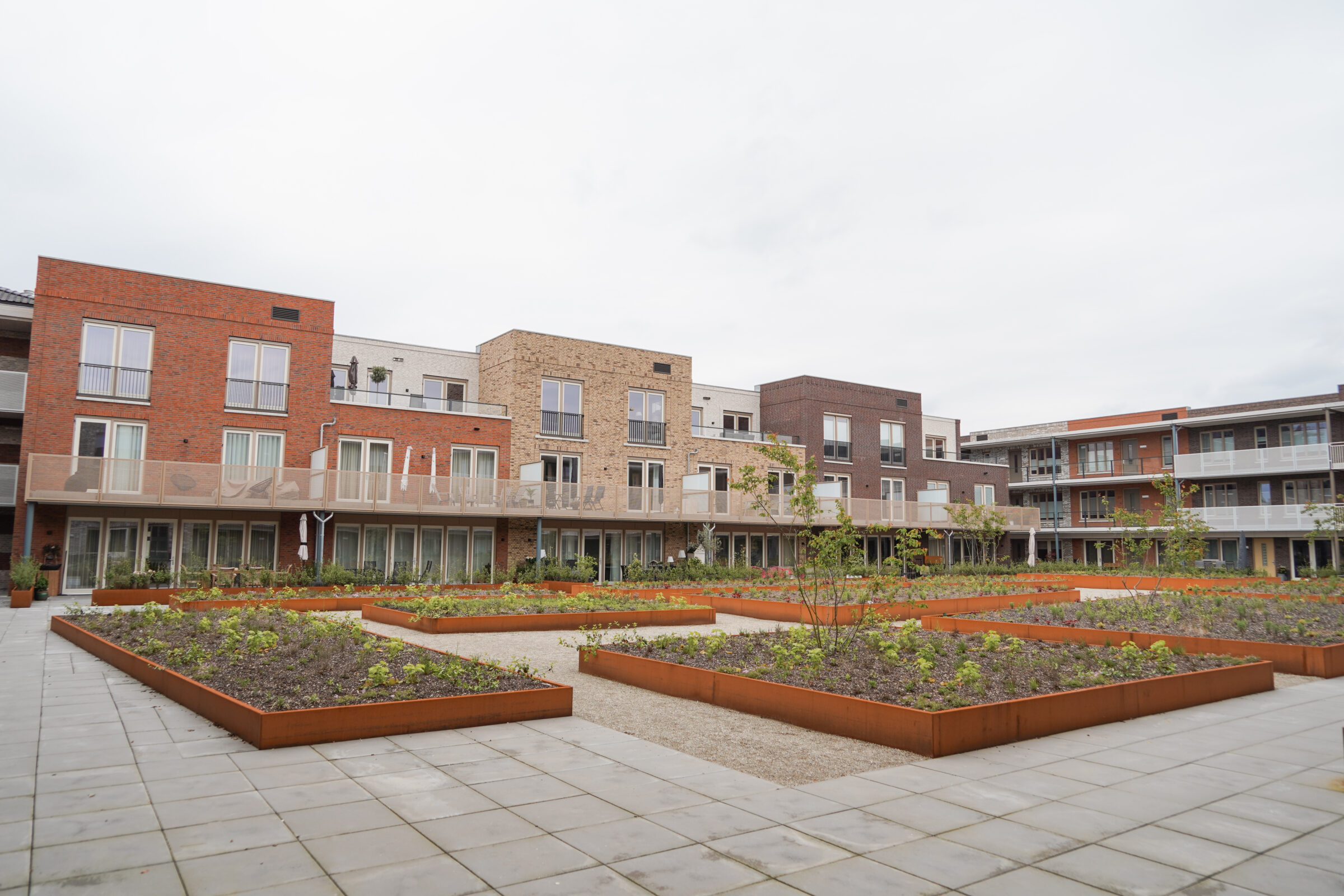 Marktveldplein Vught DSC09504