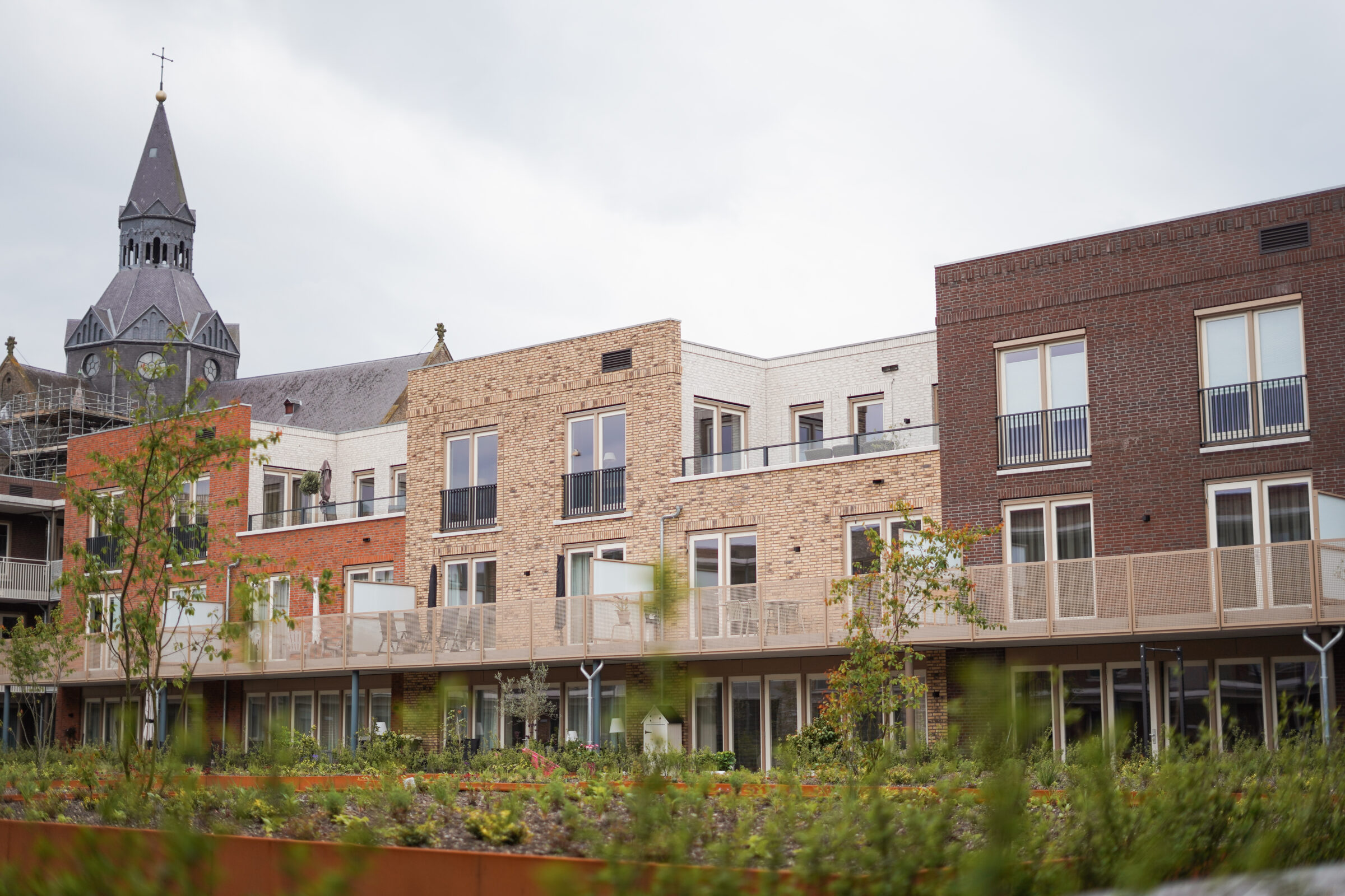 Marktveldplein Vught DSC09566