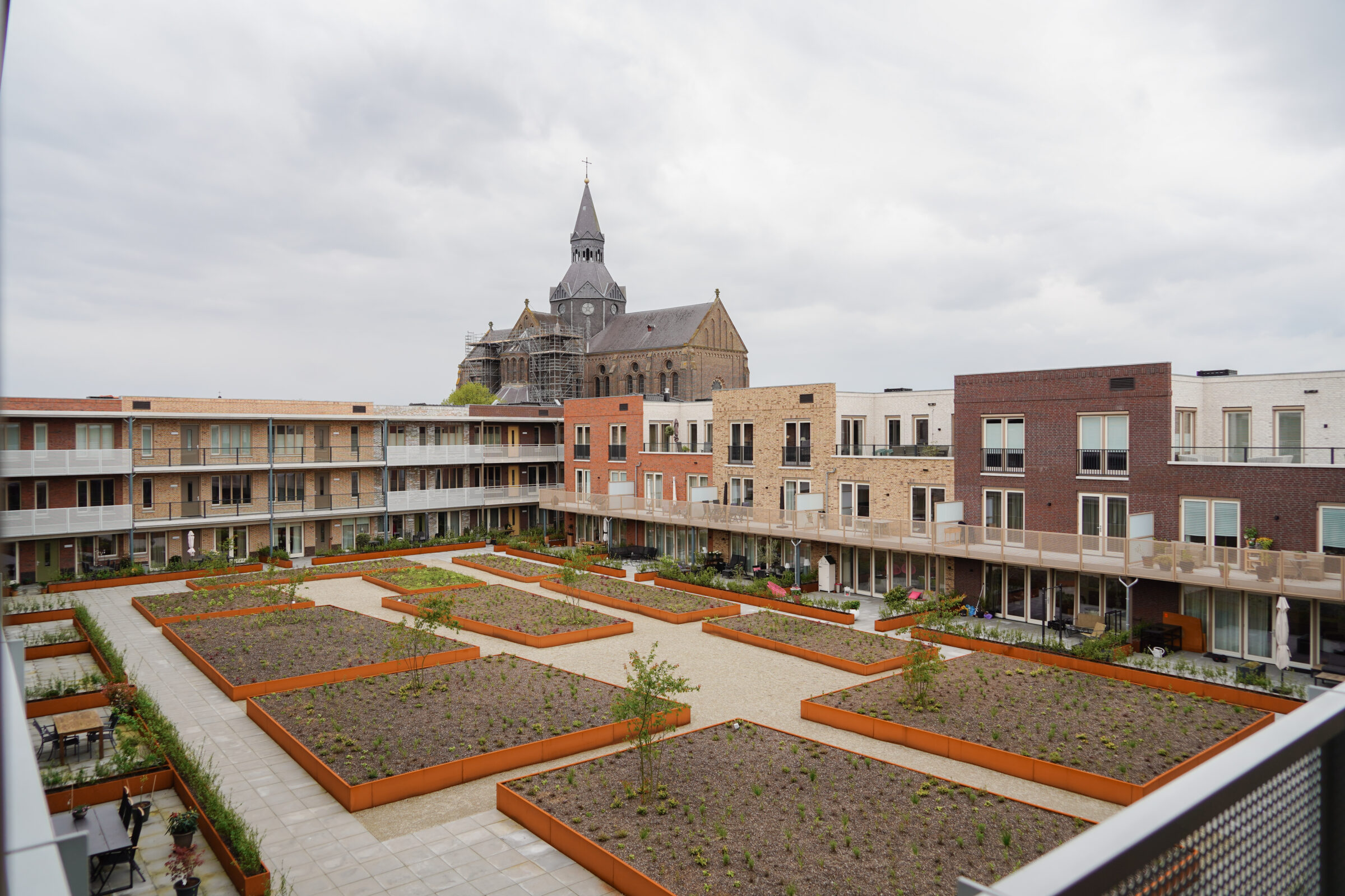 Marktveldplein Vught DSC09599